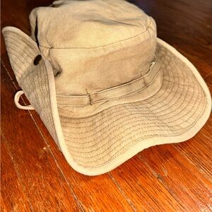 Vintage Bushline Outdoor Khaki Large Vented Outdoor Hat